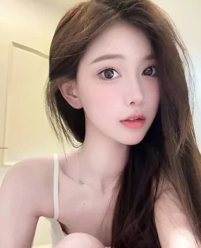 身材一流的服务型小姐姐