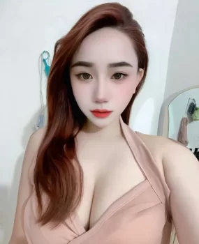 爆乳小妹个人兼职乳交很爽